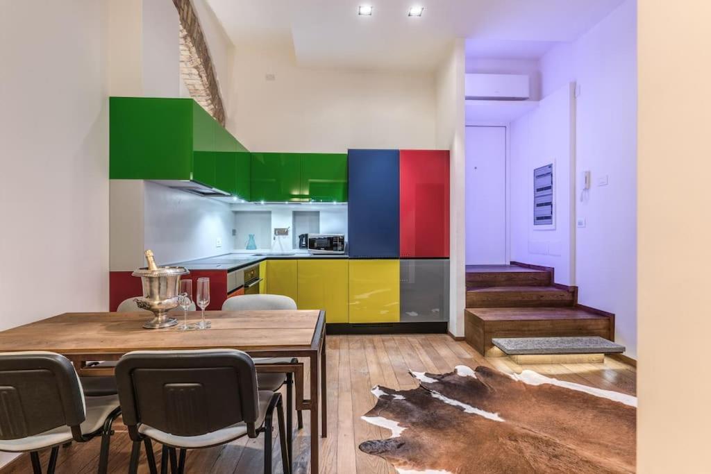 Ferienwohnung Domus Mondrian Luxury House Rom Exterior foto